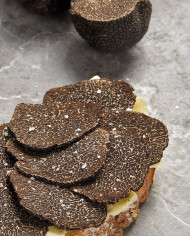Truffes noires d'Australie entières, fraîches