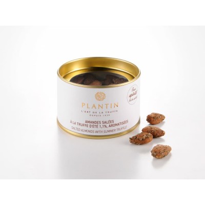 Salted almonds flavoured with summer truffles, truffle content 1.1%